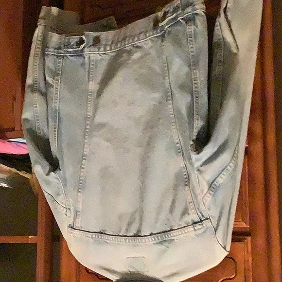 Men's Vintage Light Blue Denim Jacket - Picture 7 of 7